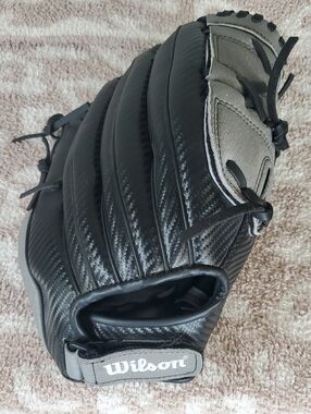 NWOT Wilson A360, 12 Inch Baseball Glove
